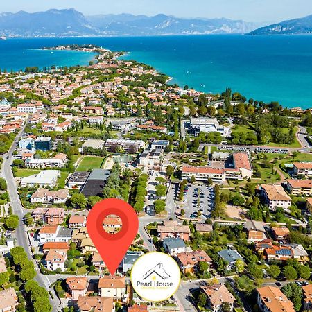 Pearl House - Sirmione Holiday - Jacuzzi Privata المظهر الخارجي الصورة