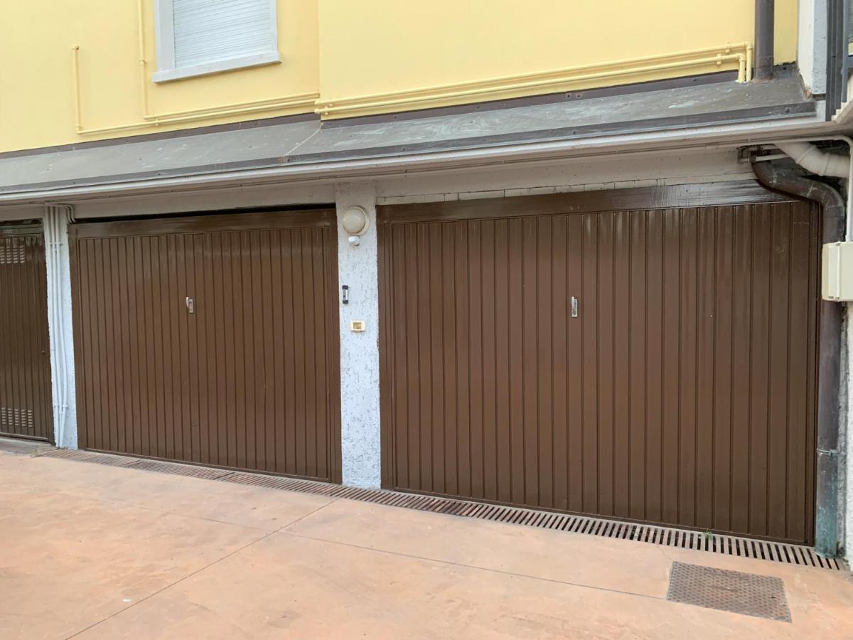 Pearl House - Sirmione Holiday - Jacuzzi Privata المظهر الخارجي الصورة