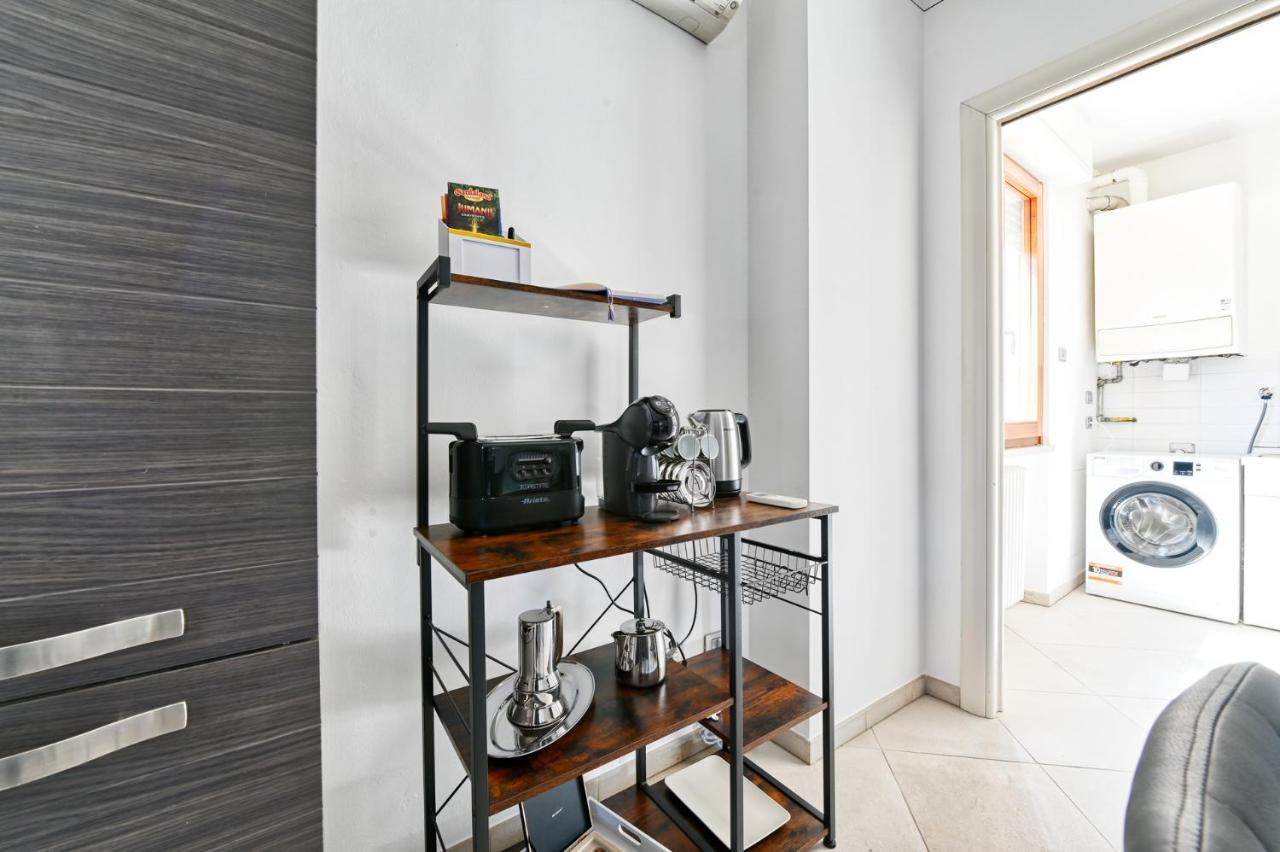 Pearl House - Sirmione Holiday - Jacuzzi Privata المظهر الخارجي الصورة
